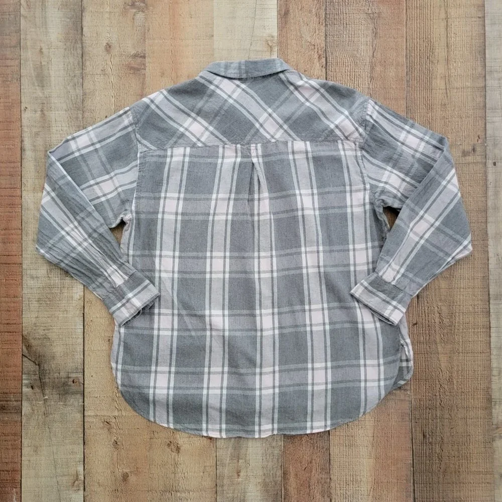 Time and Tru Gray and Pink Plaid Flannel Button Down Large - Picture 8 of 16